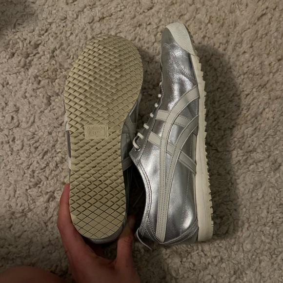 Onitsuka Tiger’s - Silver - Picture 6 of 6